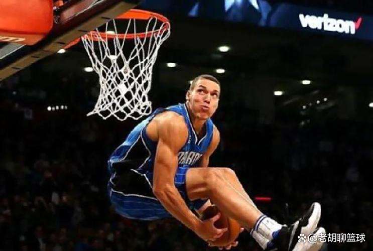 勇士签下<a href=/basketball-live/nba-live/ target=_blank class=infotextkey>NBA</a>顶级3d!辅佐库里,新版五巨头正式出炉